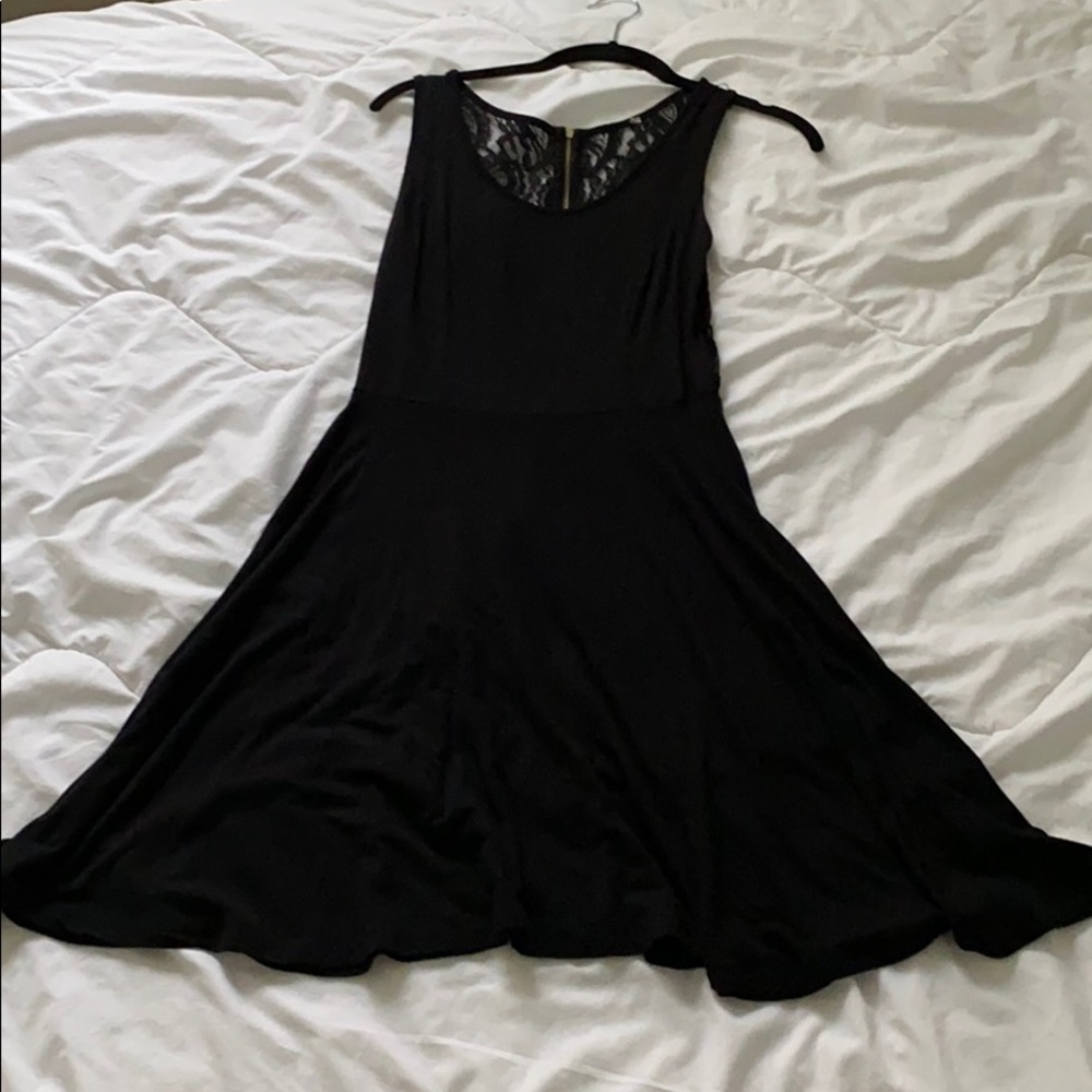 Beautiful back lace dress